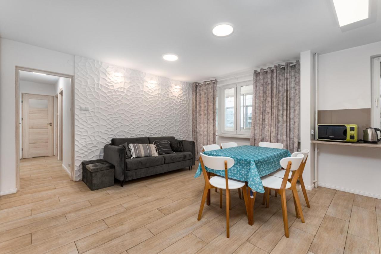 Emilii Plater 47 By Homeprime Varsovia Exterior foto