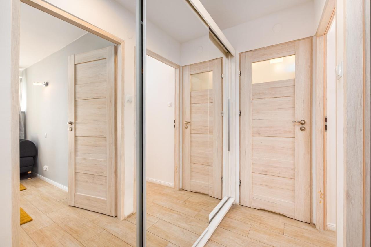 Emilii Plater 47 By Homeprime Varsovia Exterior foto
